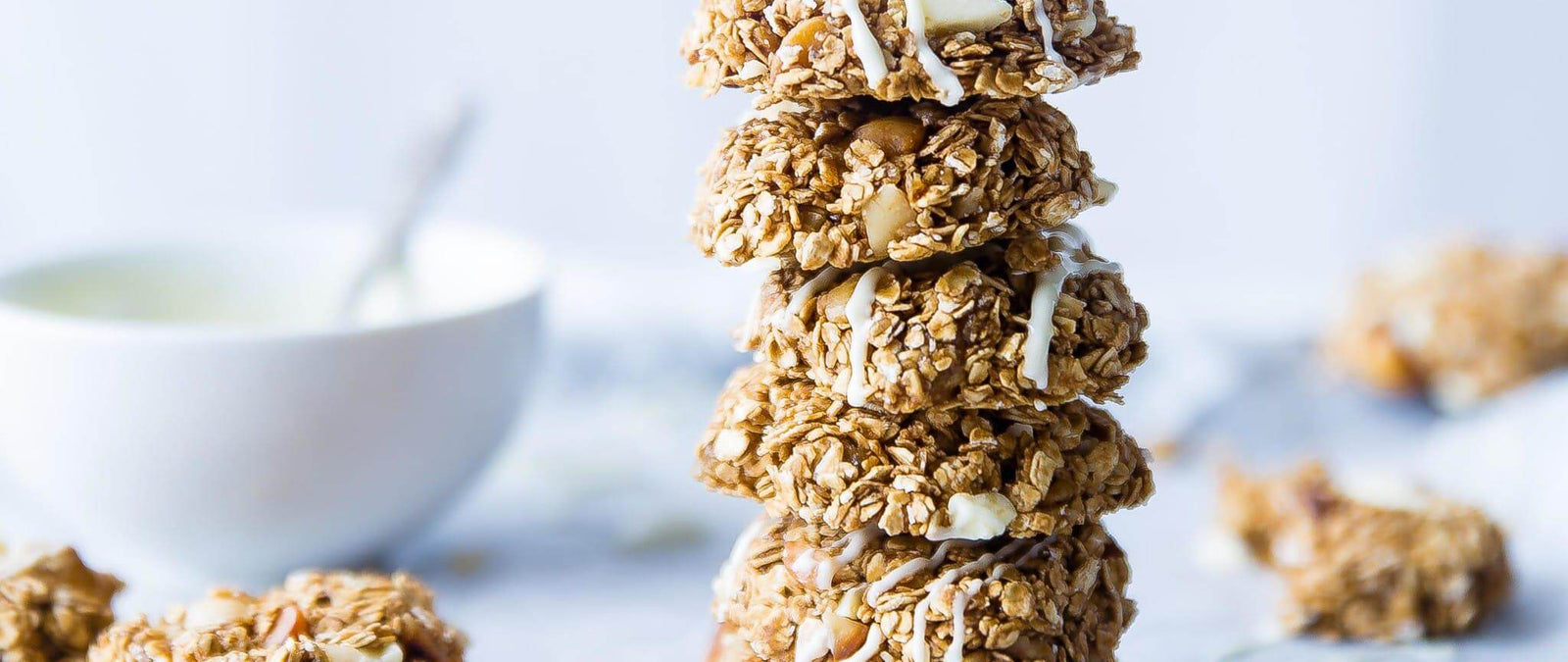 Healthy banana & nut oat bar recipe, gluten-free