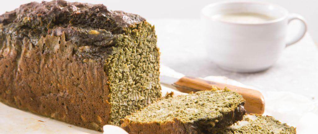 Healthy banana bread recipe, the perfect high-protein snack!