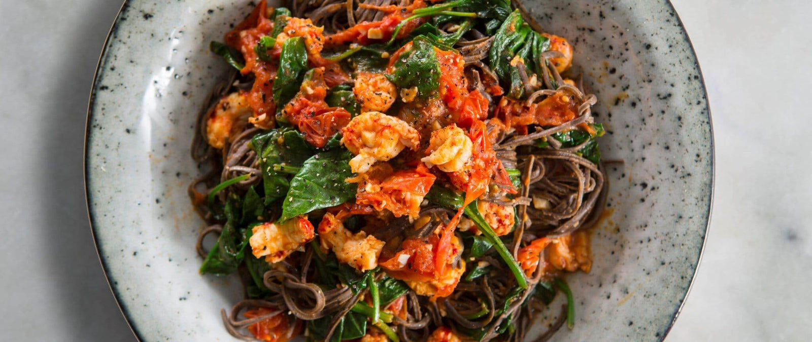 Low-calorie crayfish and tomato protein pasta recipe