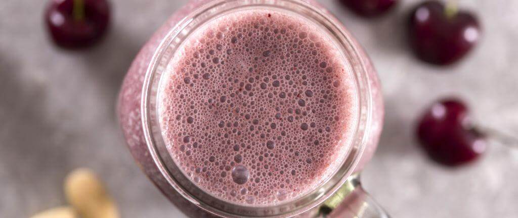 Cherry almond and vanilla breakfast smoothie recipe